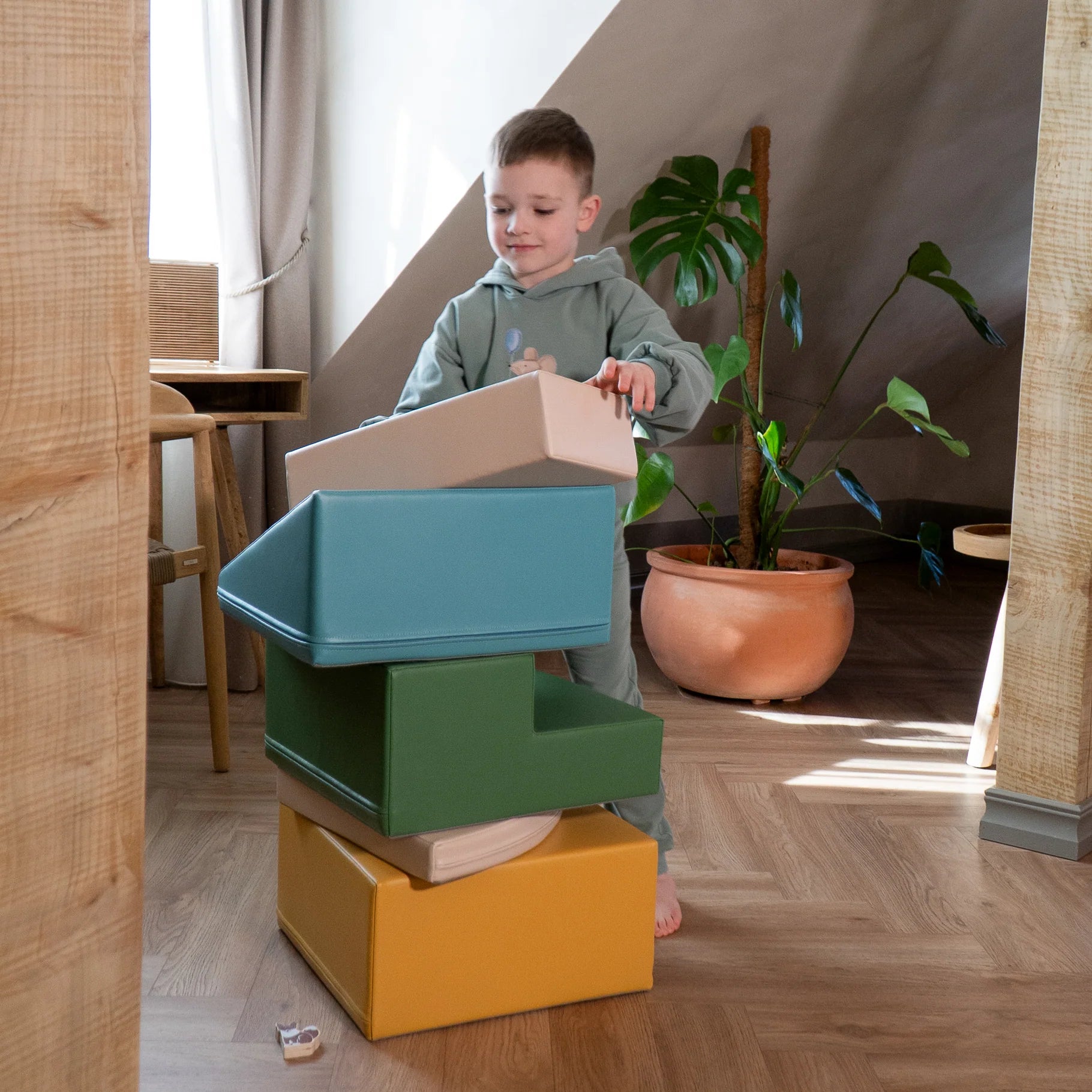 corner-climber-turquoise-pastel_11
