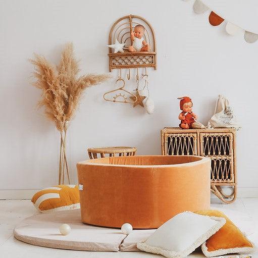 die-kleine-Schnullerbacke-MOJE-B-llebad-velvet-soft-90x40-cm-caramel-moj-94-00SVC-01VS1UeKJuKQxPI