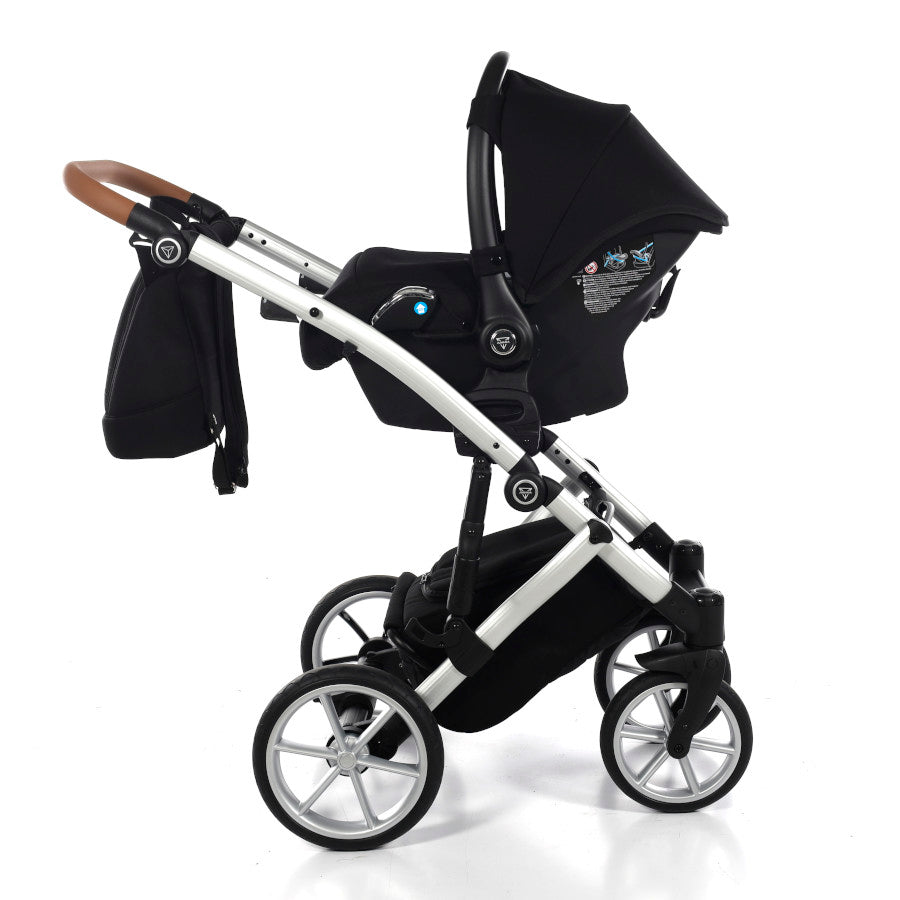 die-kleine-schnullerbacke-junama-space-kombi-kinderwagen-04-black-15