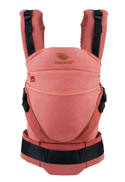 die-kleine-schnullerbacke-manduca-Babytrage-XT-denimrouge-toffee-255-03-40-000-02
