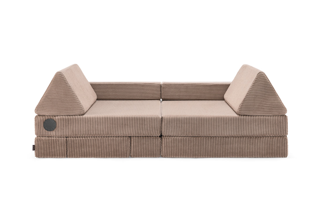 2024-10-18-wonderwuzz-produktbilder-cord-teddy-sofa0459-hf-neues-element-taupe-nimmersatt