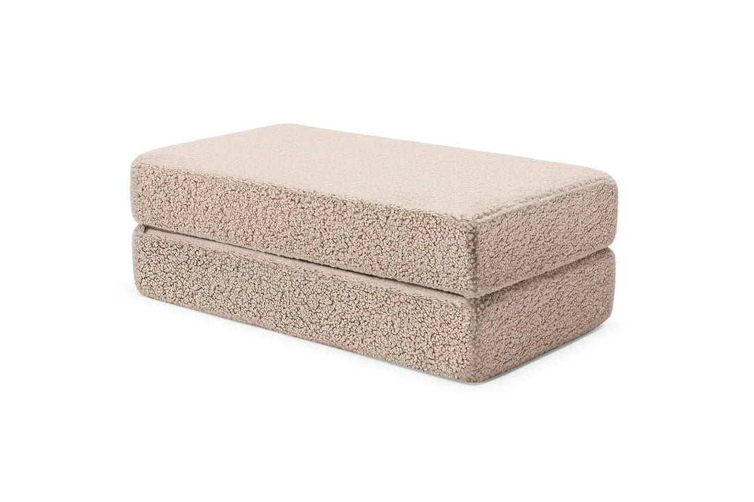2025-10-01-wonderwuzz-retusche-materialaustausch-produkt-shooting-5044-teddy-beige-maja