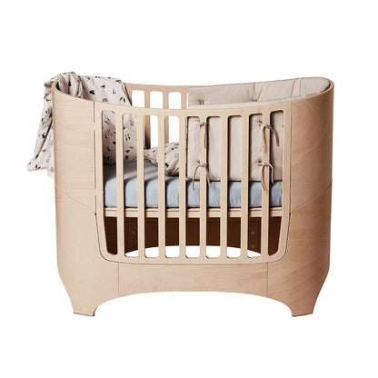 210300-01_Leander-Classic-Babycot-Whitewash_5_1200x1200