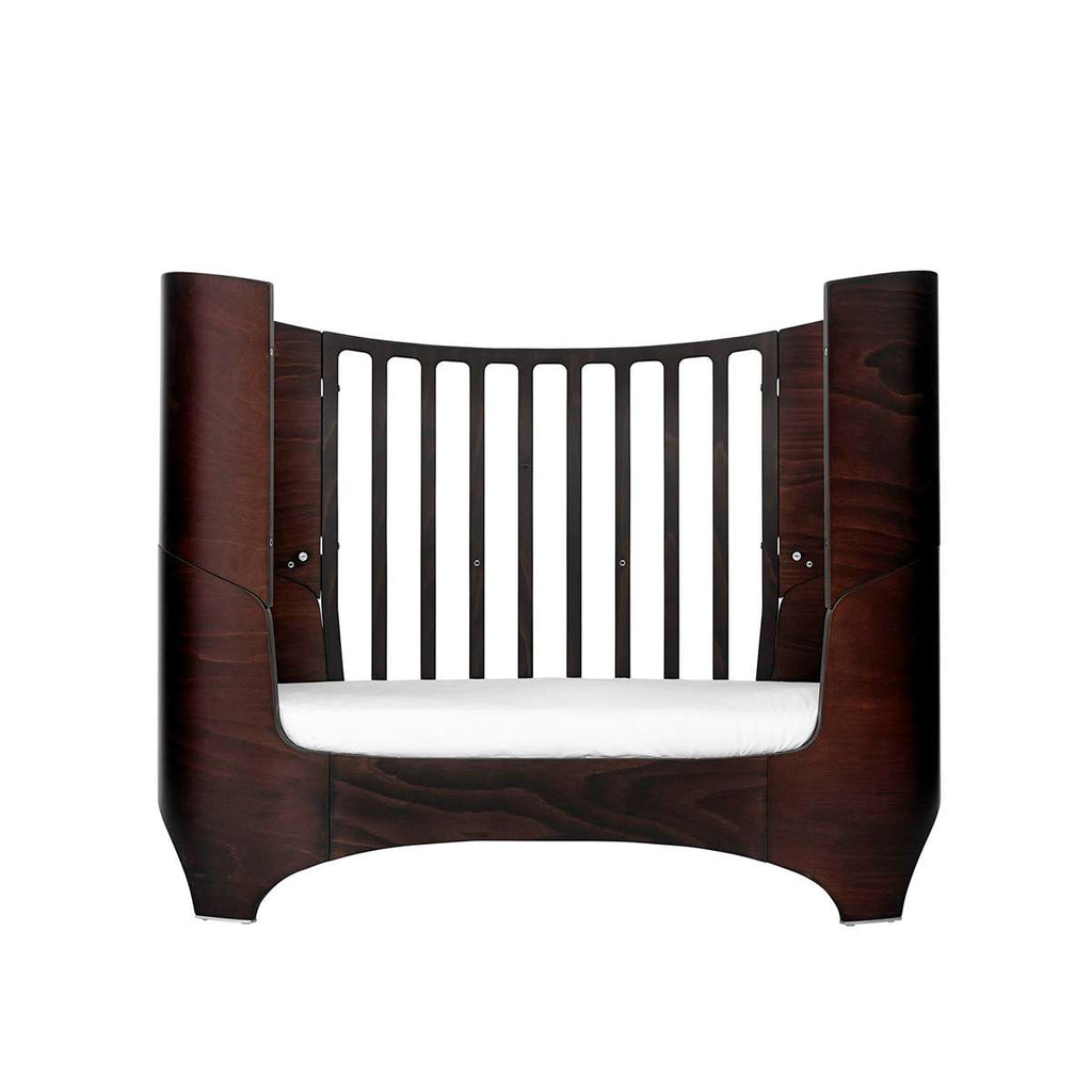 210300-07_Leander-Classic-Babycot-Walnut_9_1200x1200