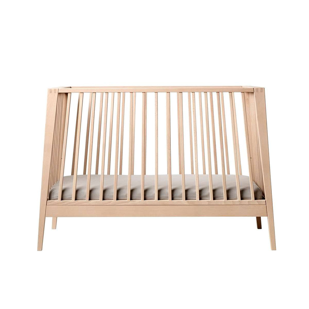 700020-05_Leander-Linea-Babycot-Beech_8_1200x1200