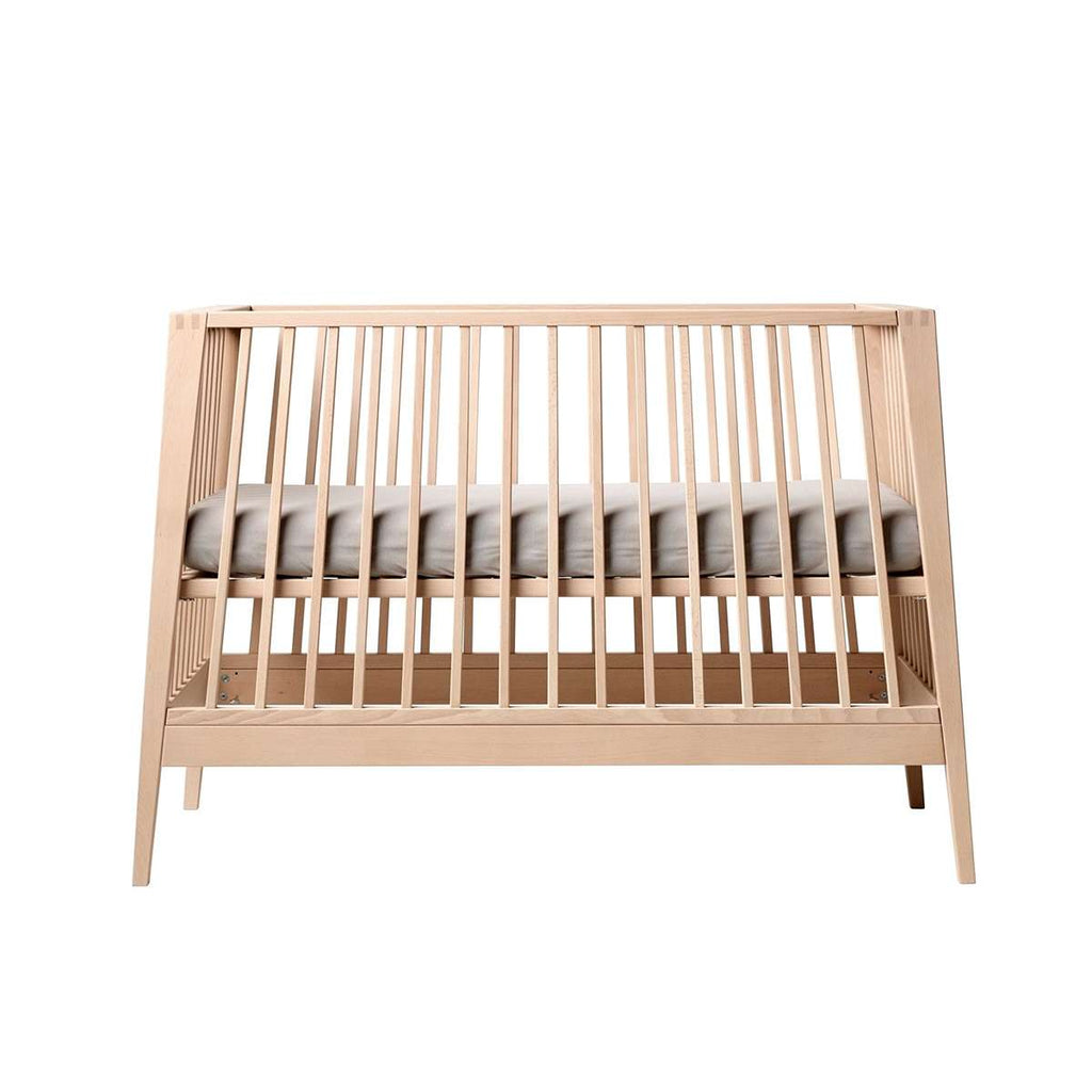 700020_Leander-Linea-Babycot-oak_7_1200x1200