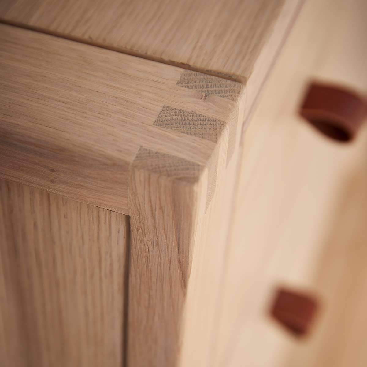 700063_Leander-Linea-Dresser-Oak_3_1200x1200