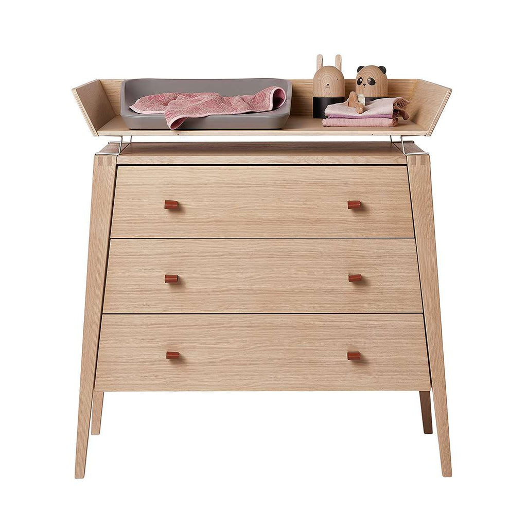 700563_Leander-Linea-Changingunit-Dresser-Oak_5_1200x1200