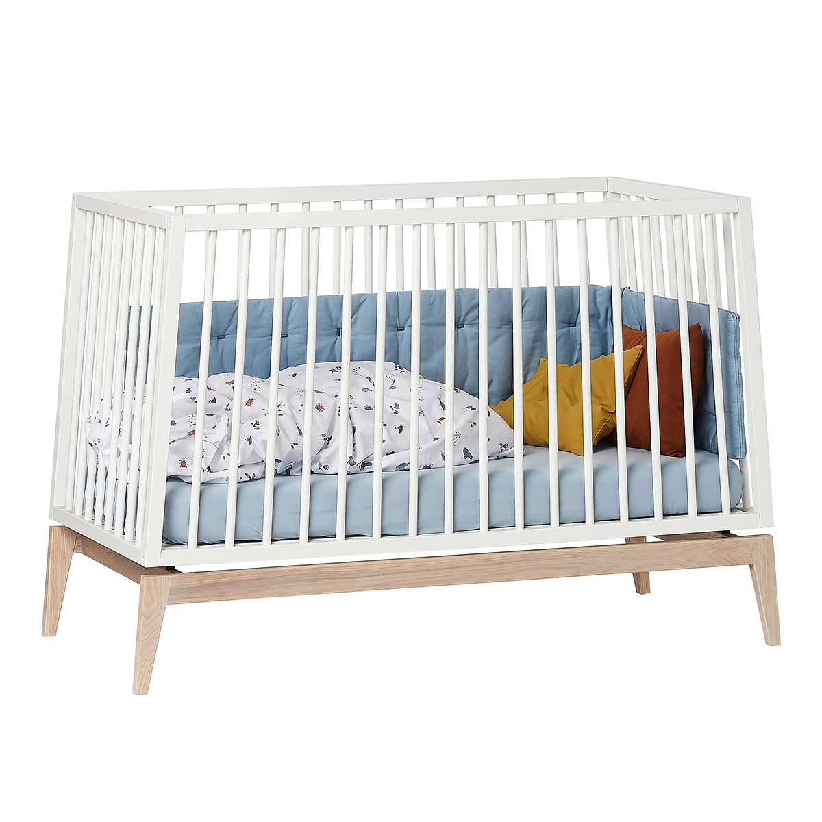 720120-03_Leander-Luna-babycot-120x60cm-white-oak_6_1200x1200