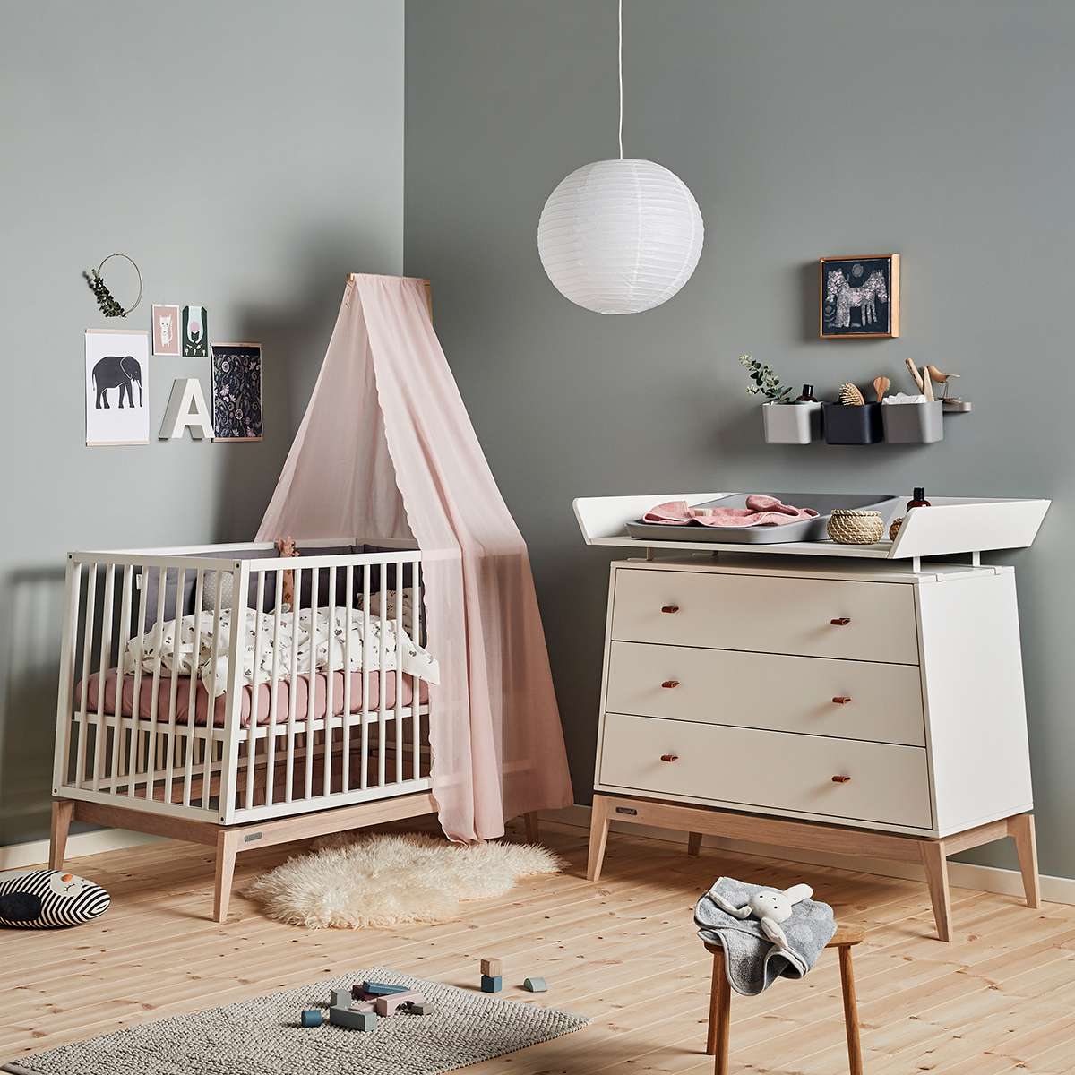 720640-03_Leander-Luna-dresser-white-oak_3_1200x1200