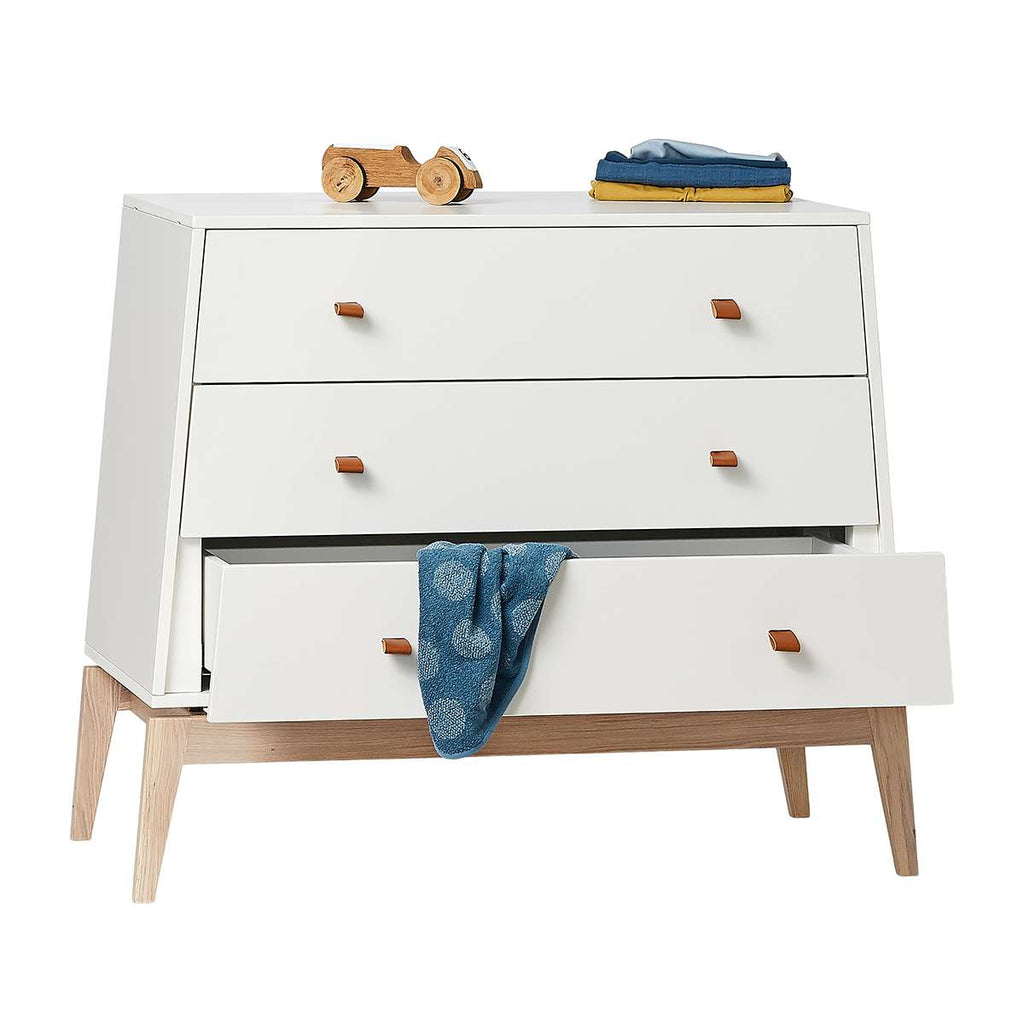 720640-03_Leander-Luna-dresser-white-oak_5_1200x1200