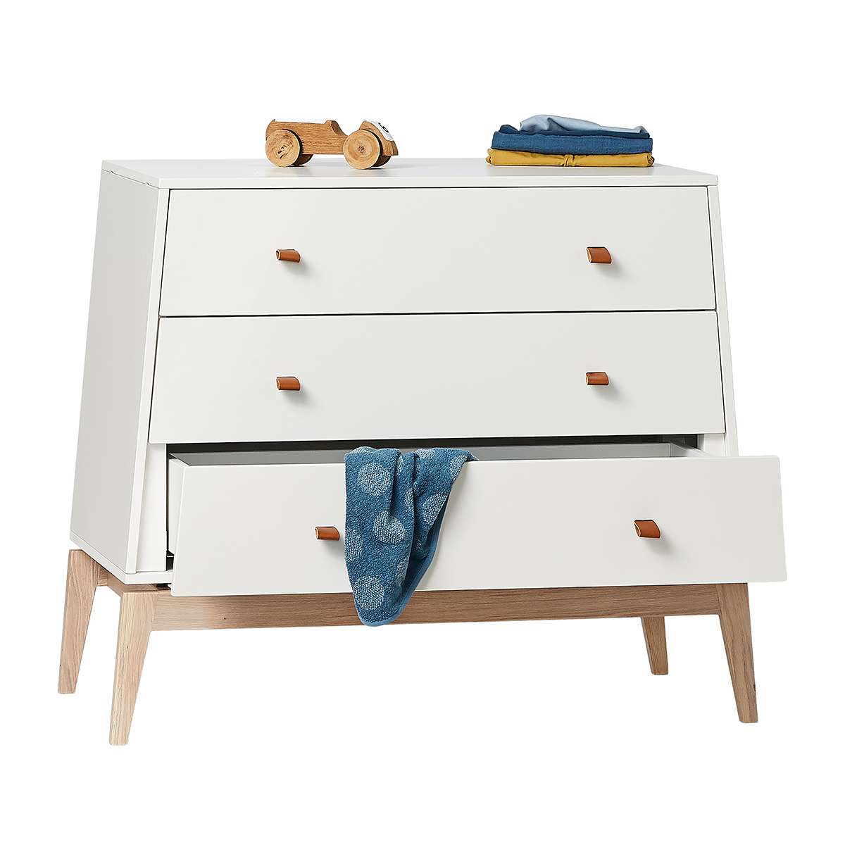 720640-03_Leander-Luna-dresser-white-oak_5_1200x1200
