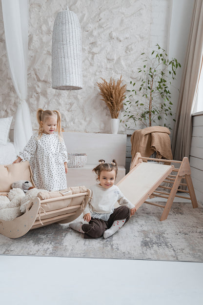 BEECH-WOOD-Pikler-triangle-arch-children-photo-3