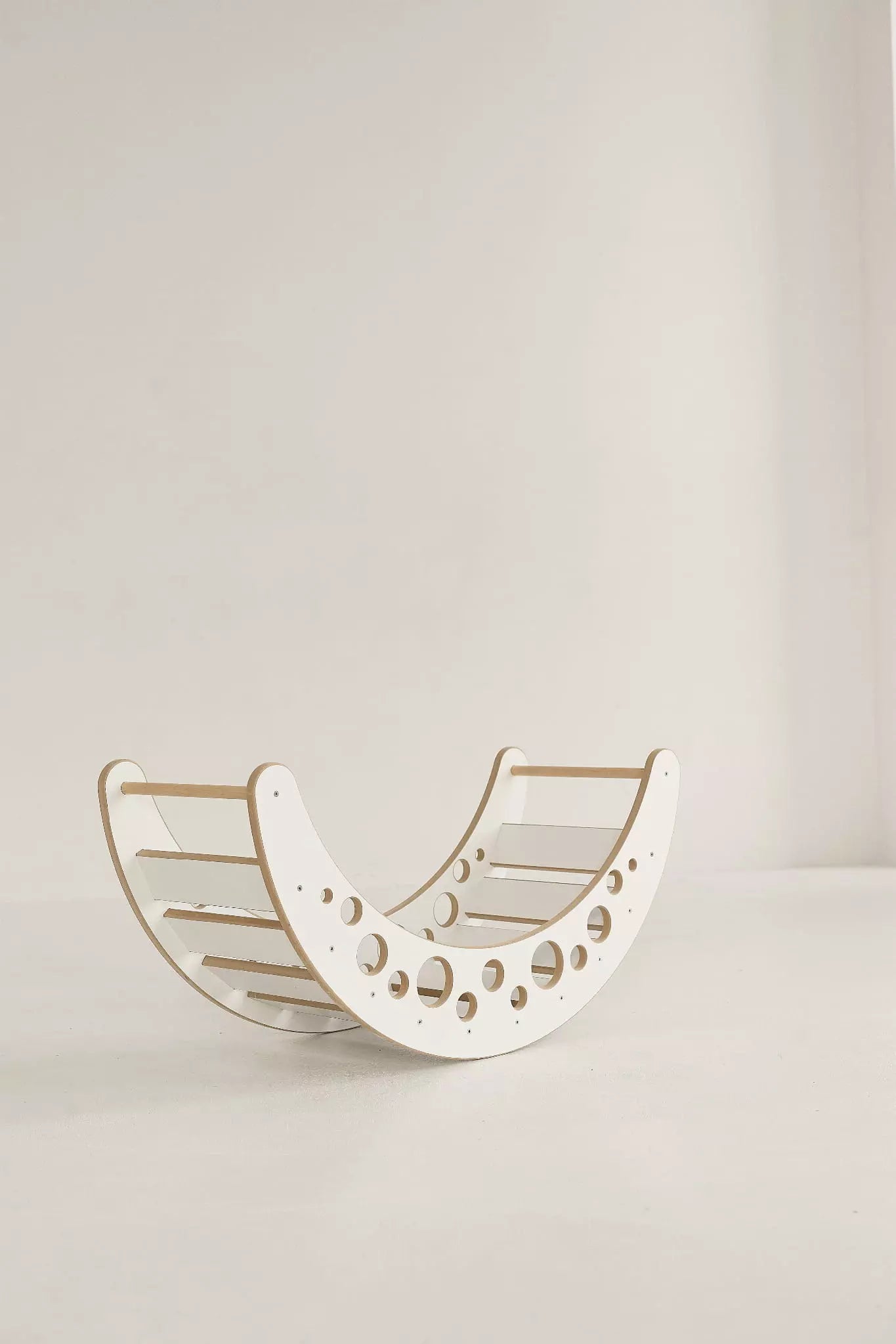 BabyWood-Schaukel-Moon-M-weiss-01