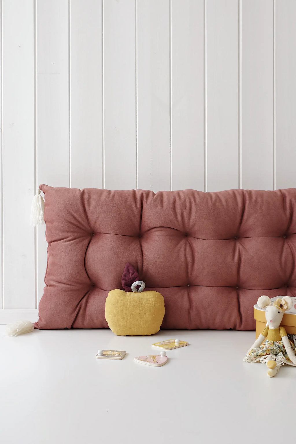 BabyWood-Wippkissen-S-pink-07