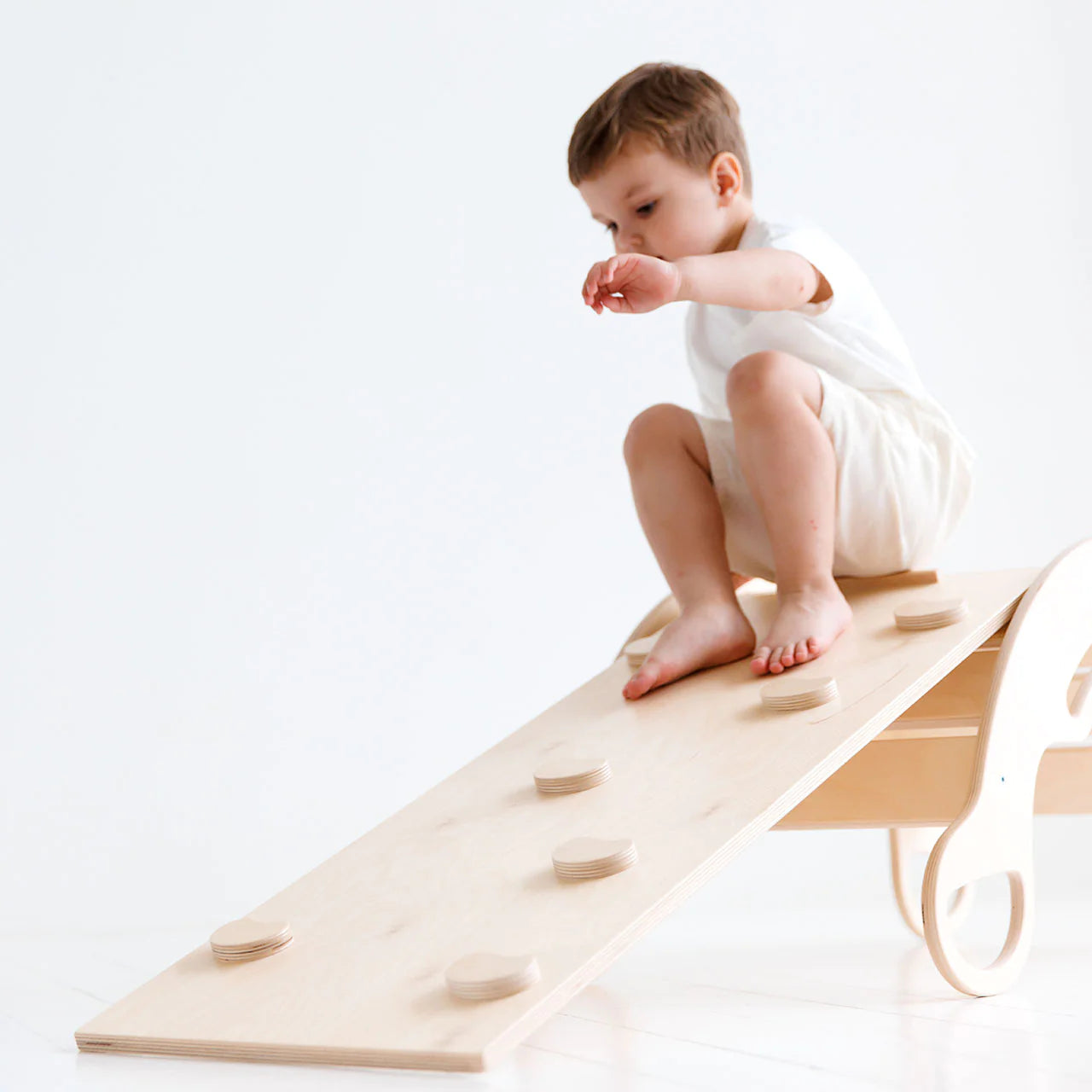 BusyKids-Balancewippe-Rocker-mit-doppelseitigem-Brett-Natur-05