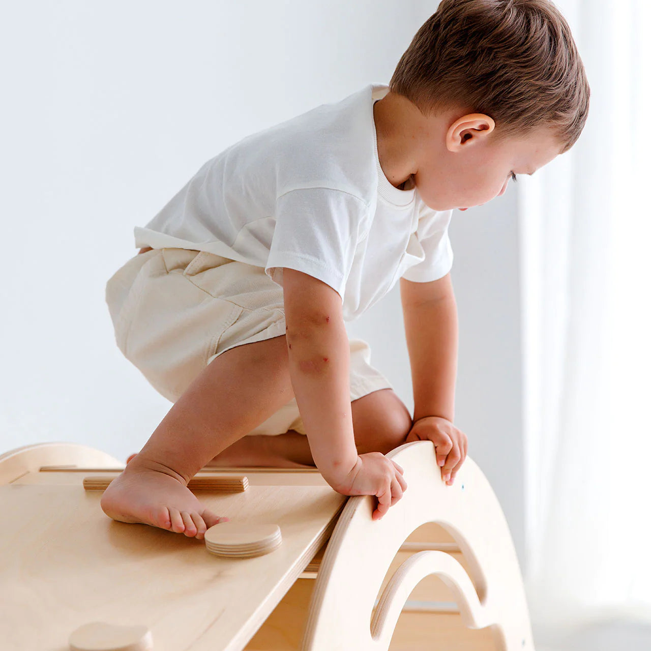 BusyKids-Balancewippe-Rocker-mit-doppelseitigem-Brett-Natur-09