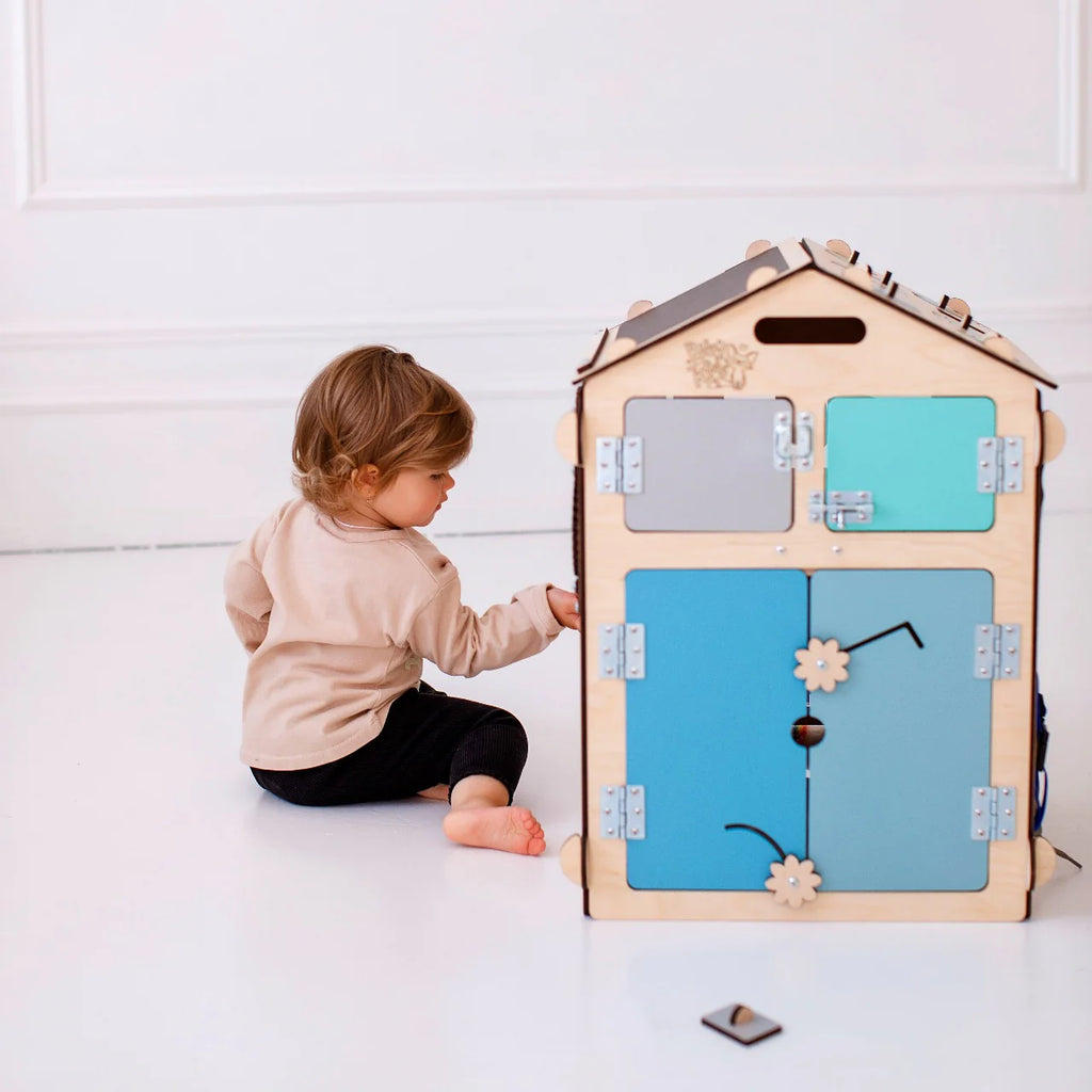 BusyKids-BusyBoard-das-sensorische-Montessori-Spielhaus-Natura-Mint-limitierte-Auflage-06
