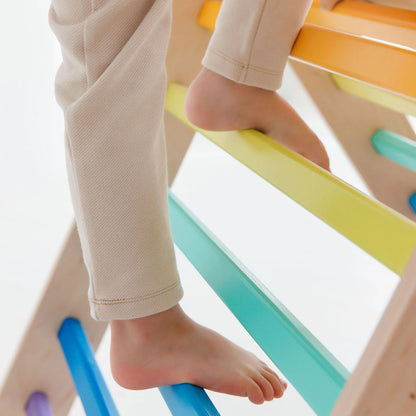 BusyKids-Pikler-Kletterdreieck-Regenbogenfarben-0750122378852-09
