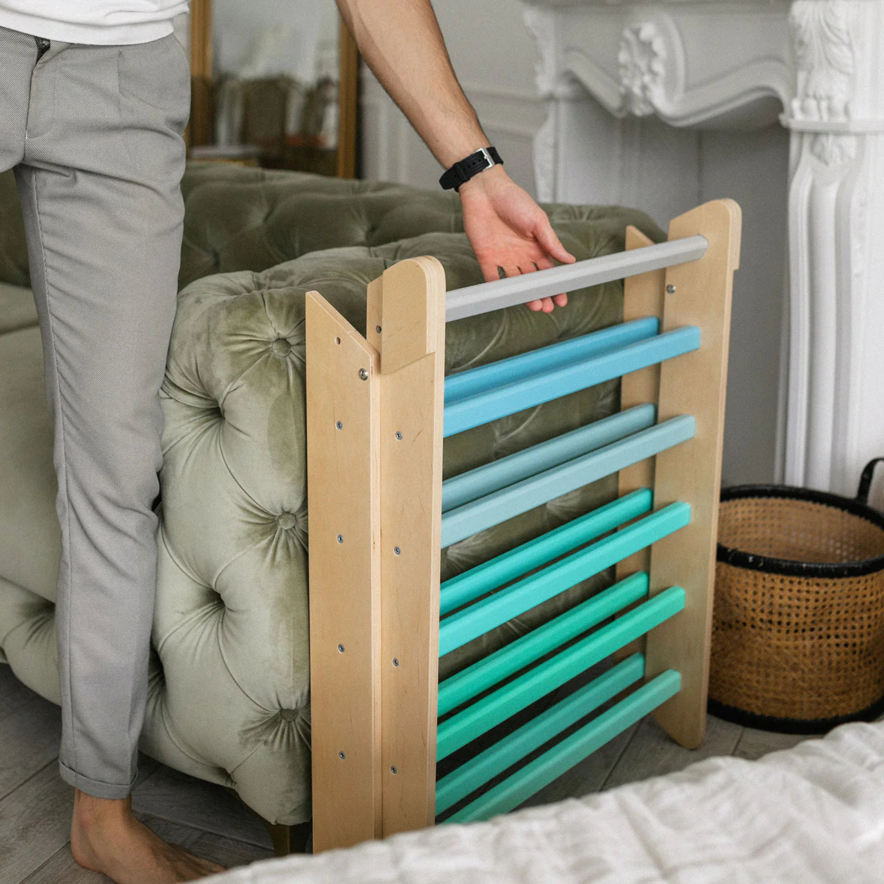 BusyKids-Pikler-Kletterdreieck-mint-0750122378845-05