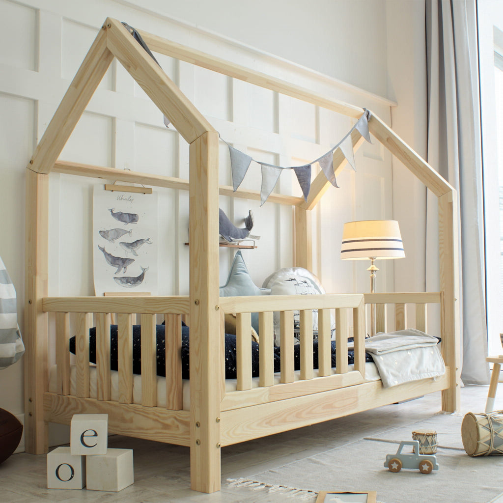 Hausbett-Bianco-200x90-Naturholz-03