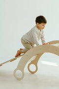 Holzwippe-natur-Kletterwand-Montessori