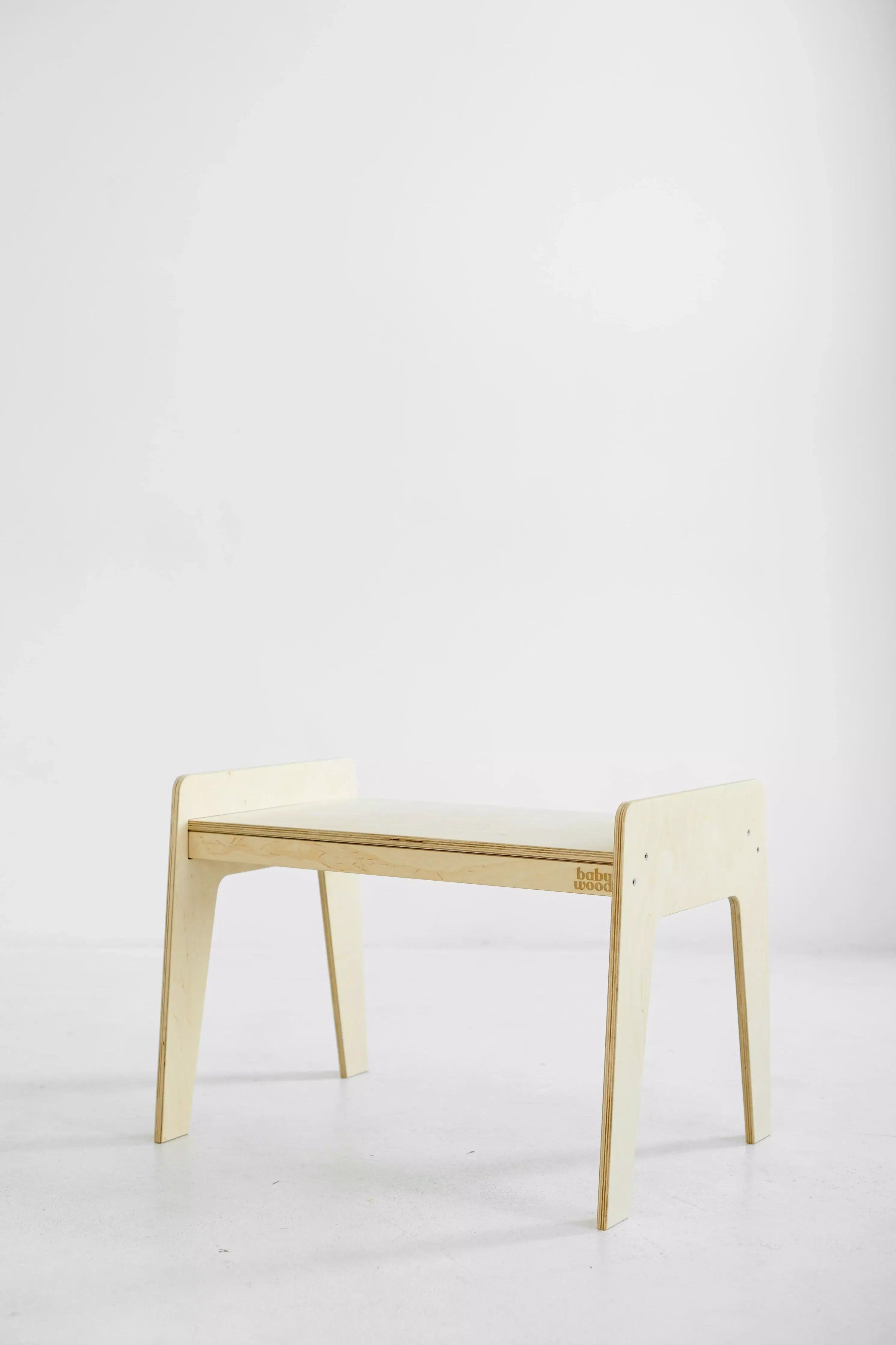 Kindertisch-natur-Babywood