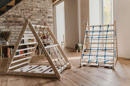 Kletterling-Orang-Utan-Kletterdreieck-dreiseitig-aus-Holz-Mood-2