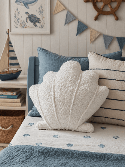 MeowBaby_Shell_Cushion_Boucle_Lifestyle