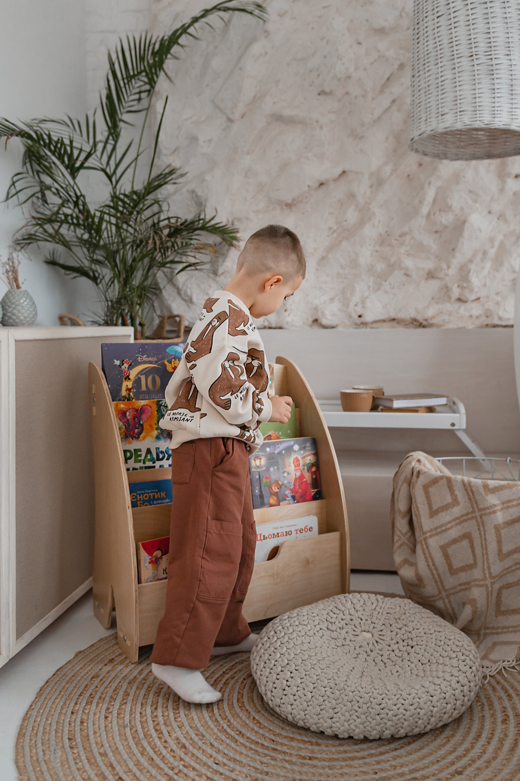 NATURE-Bookshelf-children-photo-12