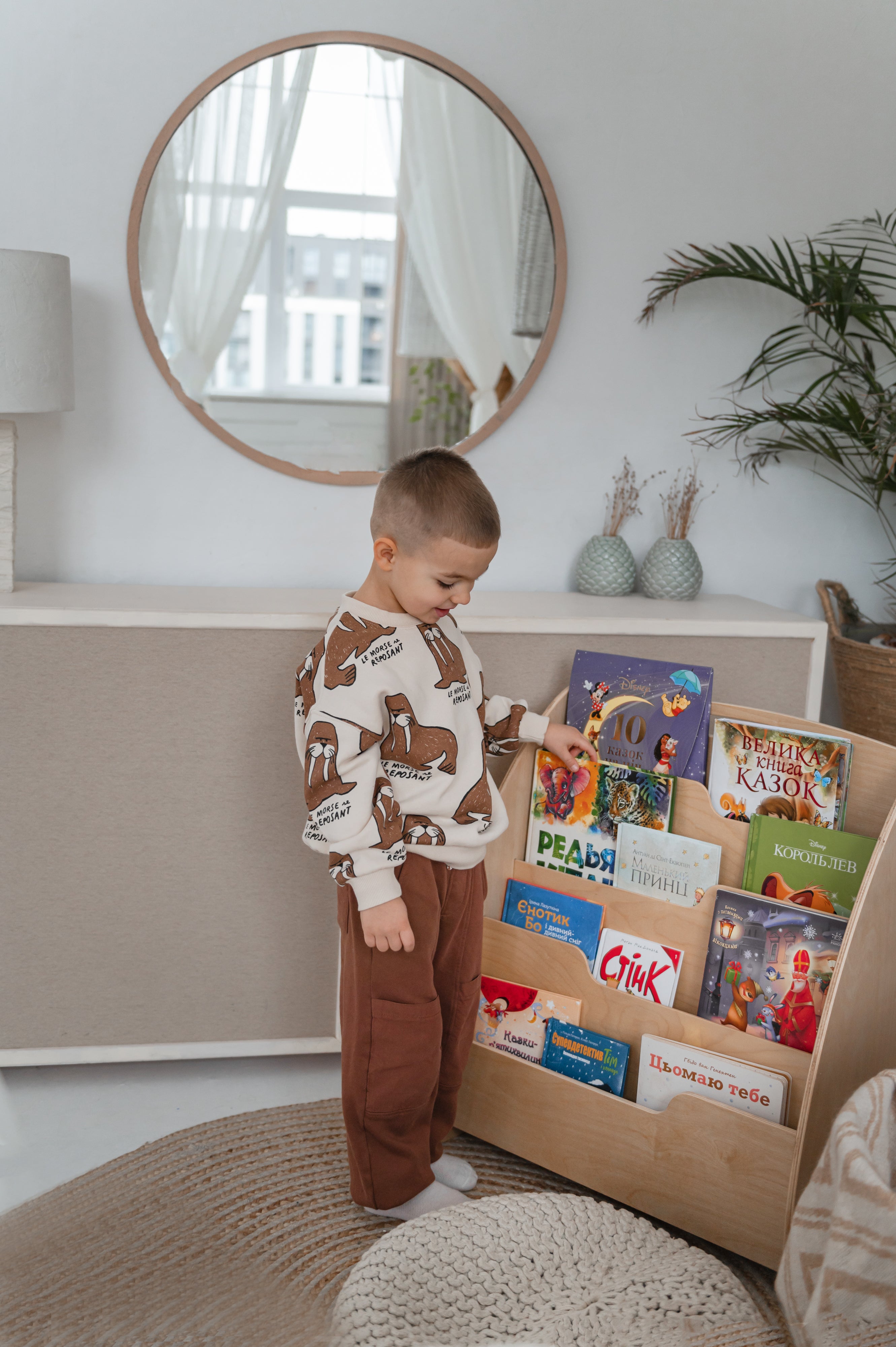 NATURE-Bookshelf-children-photo-19