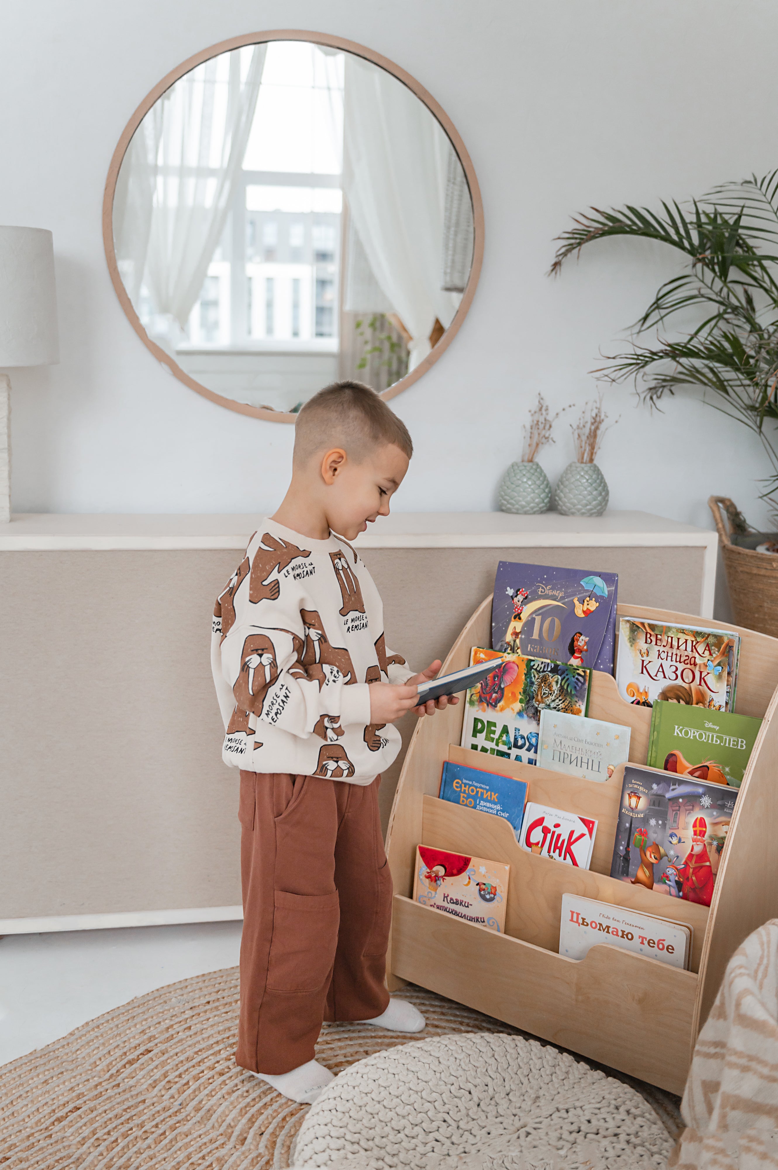 NATURE-Bookshelf-children-photo-21