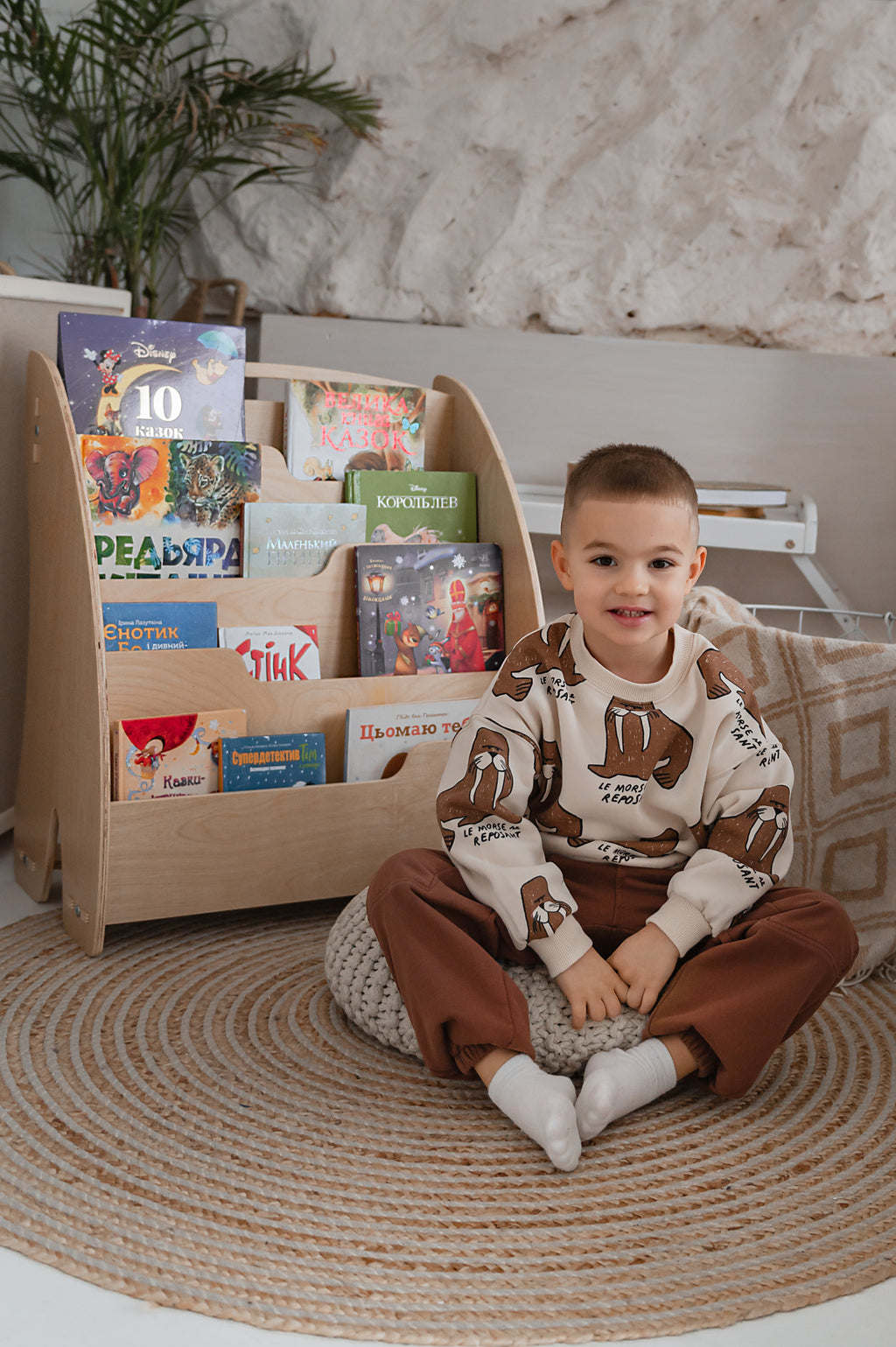 NATURE-Bookshelf-children-photo-4