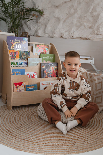 NATURE-Bookshelf-children-photo-4