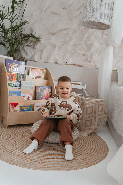 NATURE-Bookshelf-children-photo-8