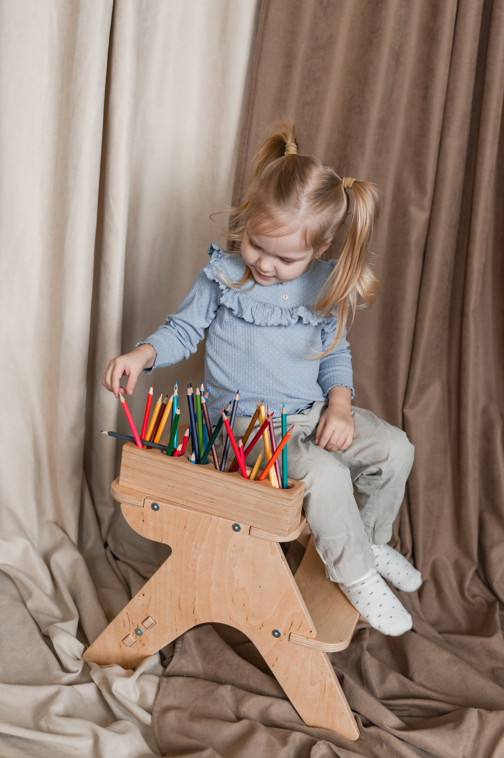 NATURE-Kids-step-stool-children-photo-10