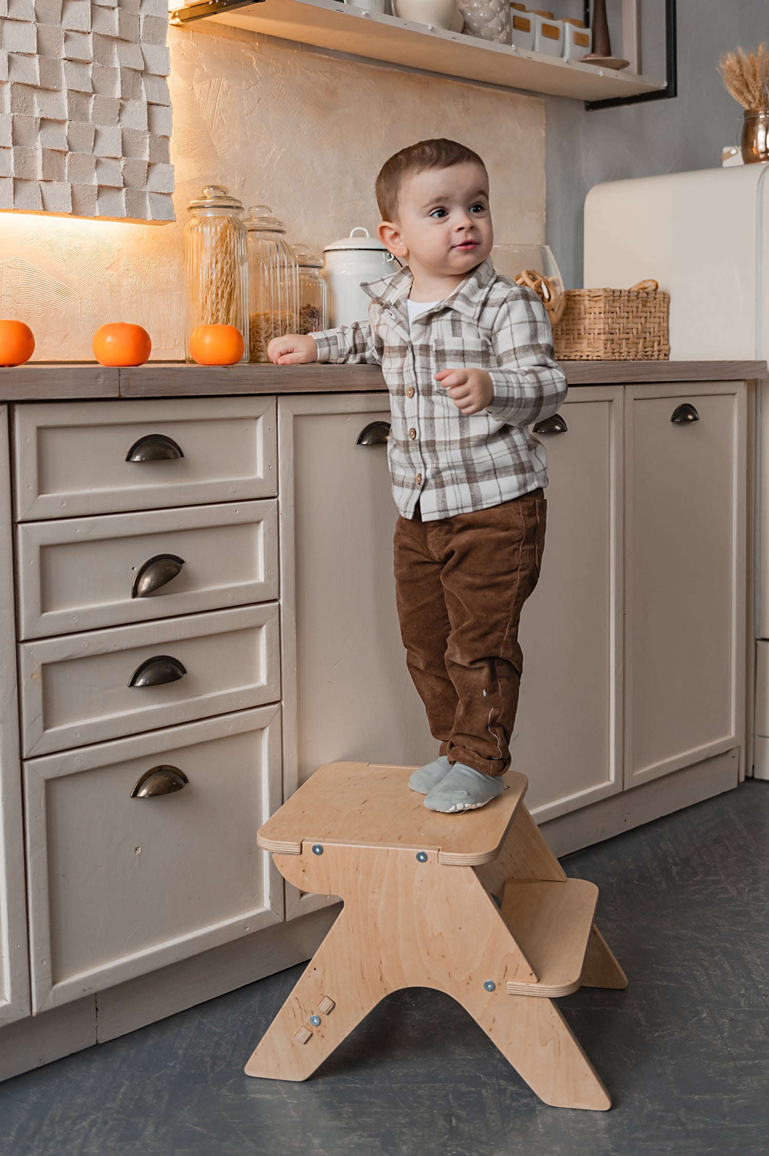 NATURE-Kids-step-stool-children-photo-5