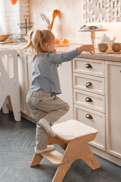NATURE-Kids-step-stool-children-photo-6