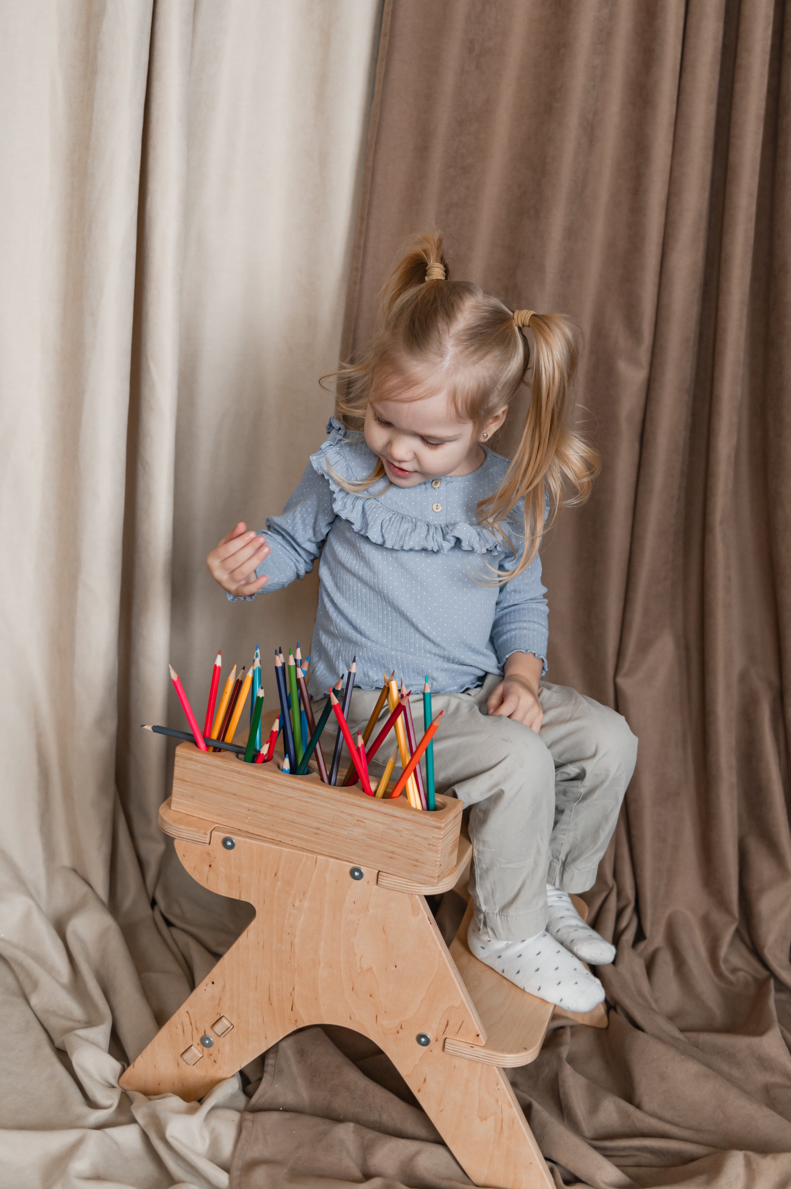 NATURE-Kids-step-stool-children-photo-9