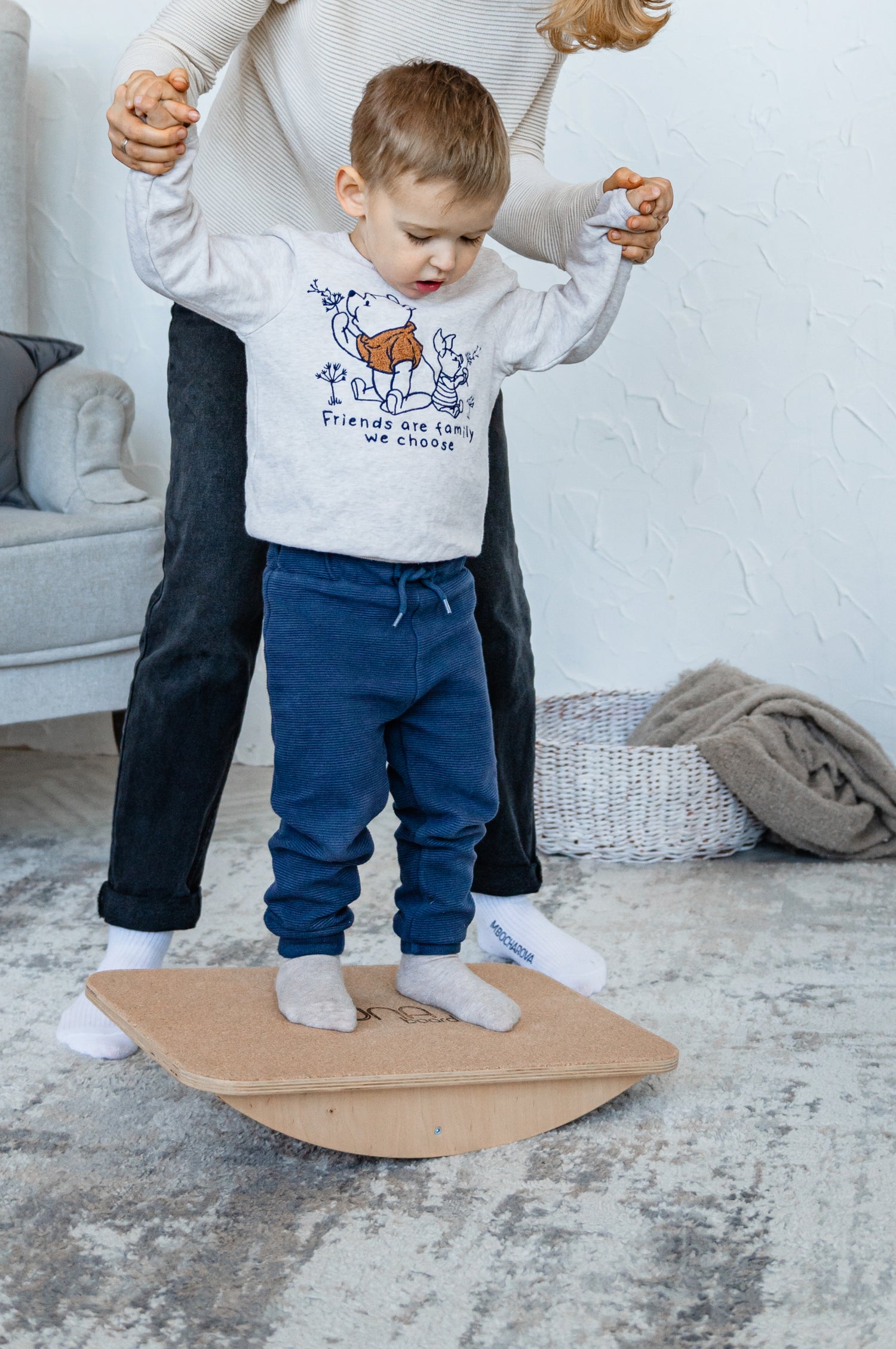 NATURE-Small-rocking-desk-children-photo-11