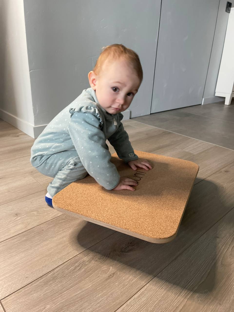 NATURE-Small-rocking-desk-children-photo-19