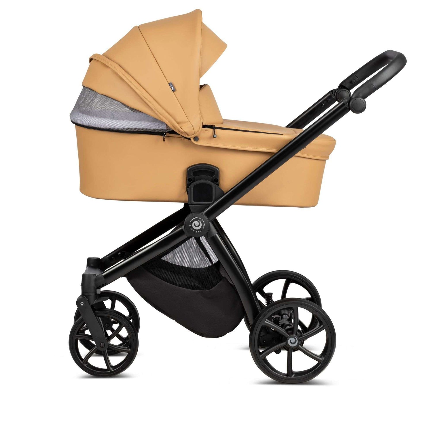Tutis-Mio_038-Camel_stroller_15
