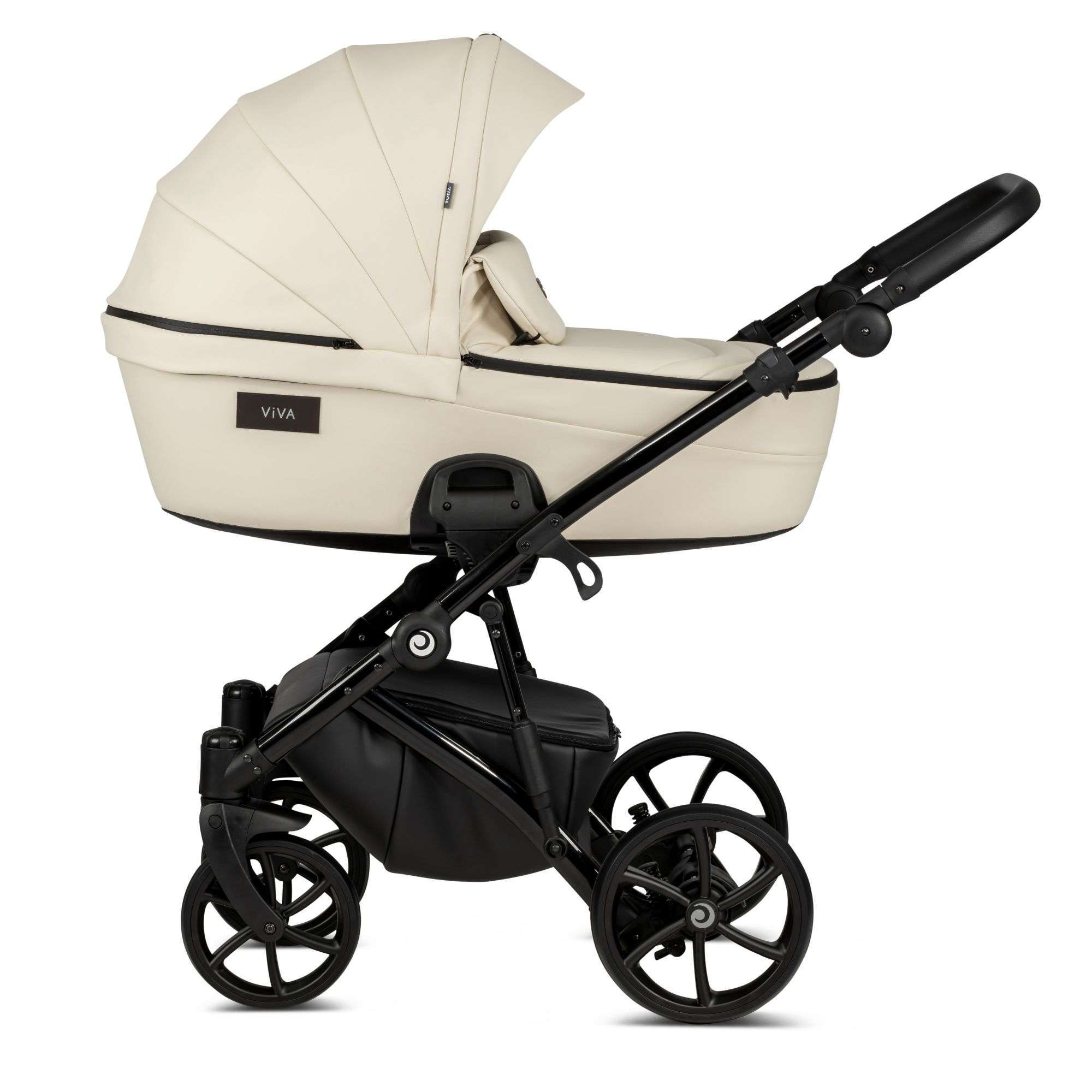 Tutis-Viva-4_Eco-Leather_Collection_086_Vanilla-carrycot-02