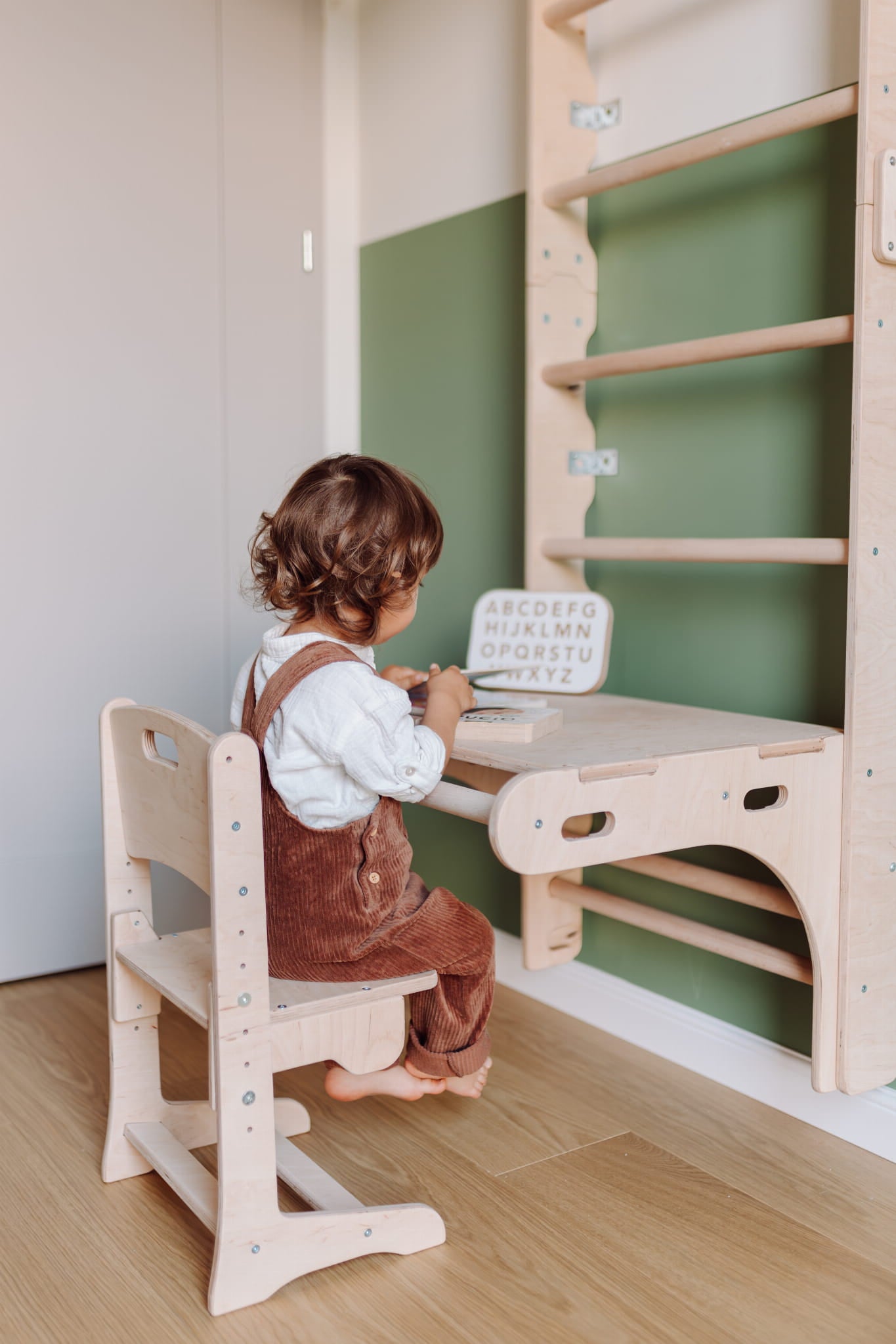 BabyWood Montessori 2-in-1 Wooden Bookshelf for Books and Toys