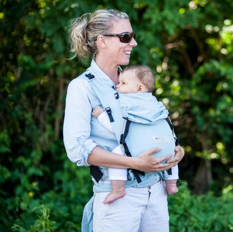 csm_Storchenwiege-BabyCarrier-Aqua-Image-02_dc28337b1a
