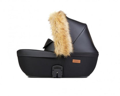 die-kleine-Schnullerbacke-ANEX-Baby-Winterfell-beige-11305-03