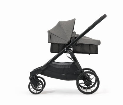 die-kleine-Schnullerbacke-Baby-Jogger-Babywanne-2064824-02