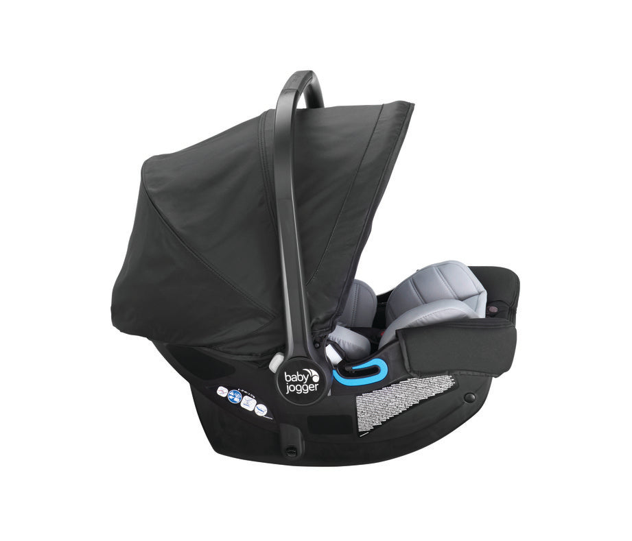 die-kleine-Schnullerbacke-Baby-Jogger-City-GO-i-Size-Babyschale-Black_Gray-2033984-05