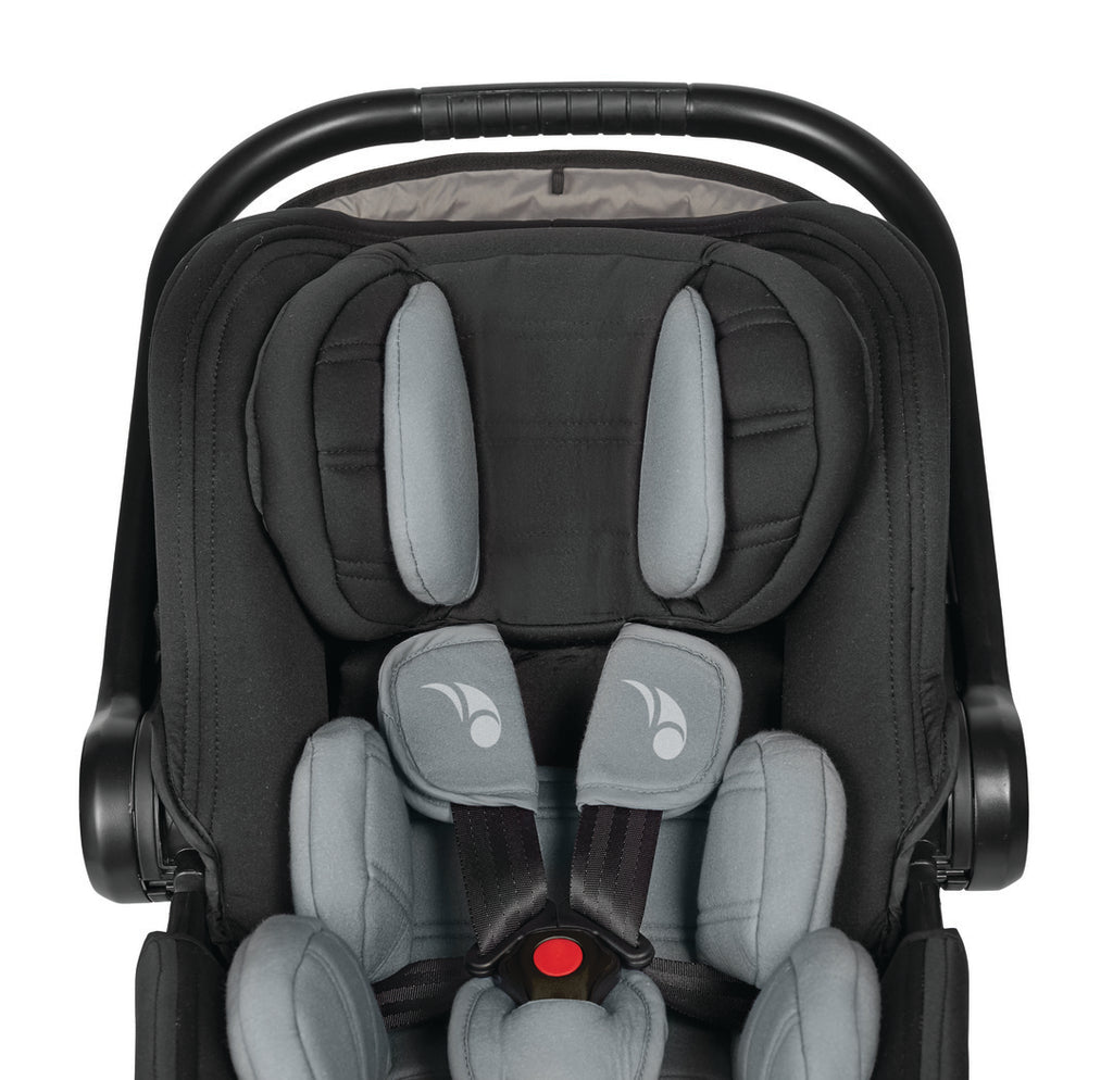 die-kleine-Schnullerbacke-Baby-Jogger-City-GO-i-Size-Babyschale-Black_Gray-2033984-09