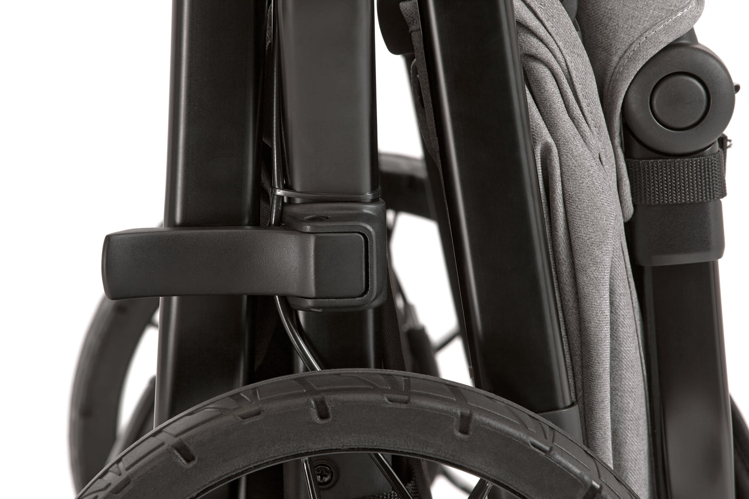 die-kleine-Schnullerbacke-Baby-Jogger-Kinderwagen-2012218-baby-jogger-city-select-lux-auto-lock-detail